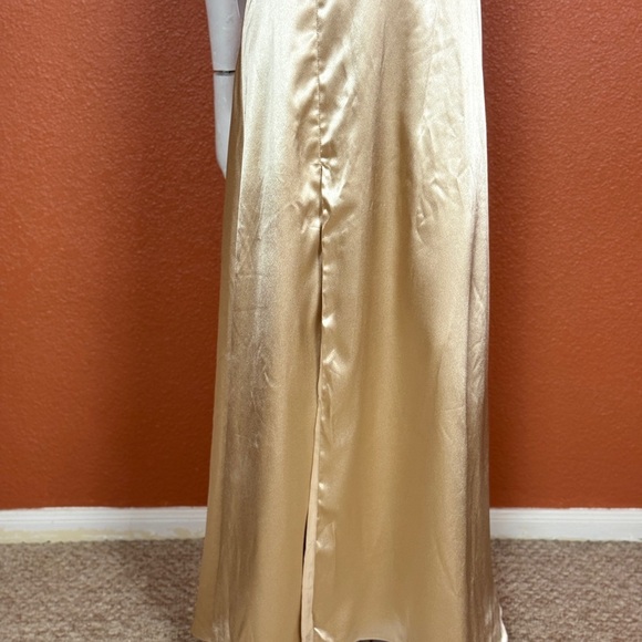 AZAZIE Elegant Gold Satin Evening Gown Size A2. E83 - Picture 4 of 16